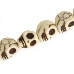 Magnesite 12 mm Ivory Skull - 32 pcs